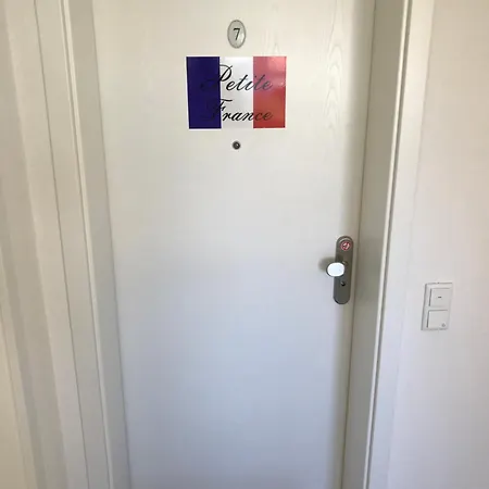 Petite France - Ep Ticket Garantie